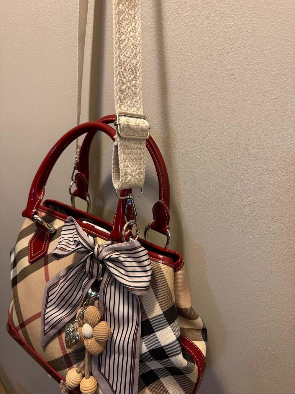 Vintage Burberry Nova Check Red Patent Satchel Y2K + Dust Bag Tags Strap Charms - Picture 9 of 15